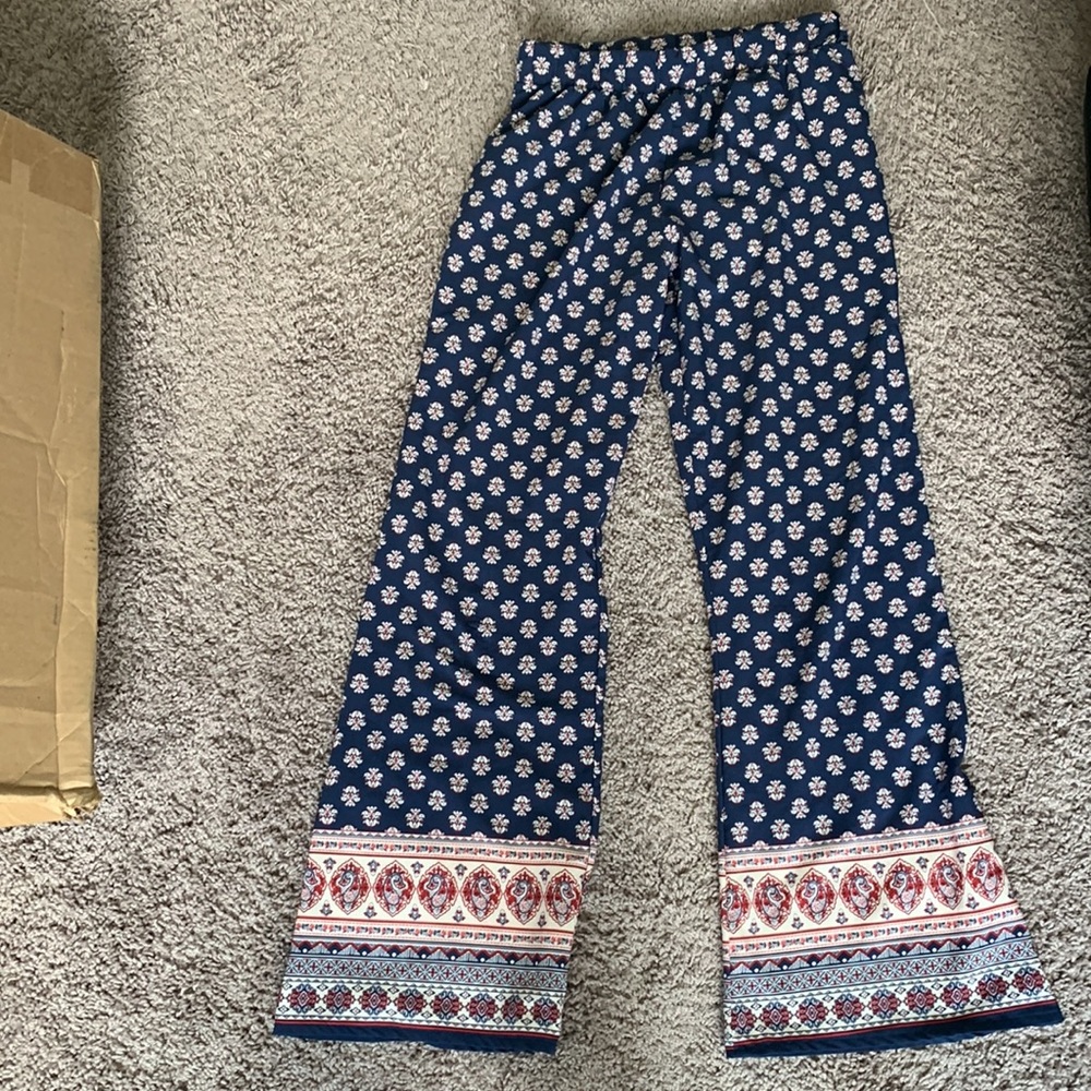 Flared pattern Pant - Picture 2 of 7